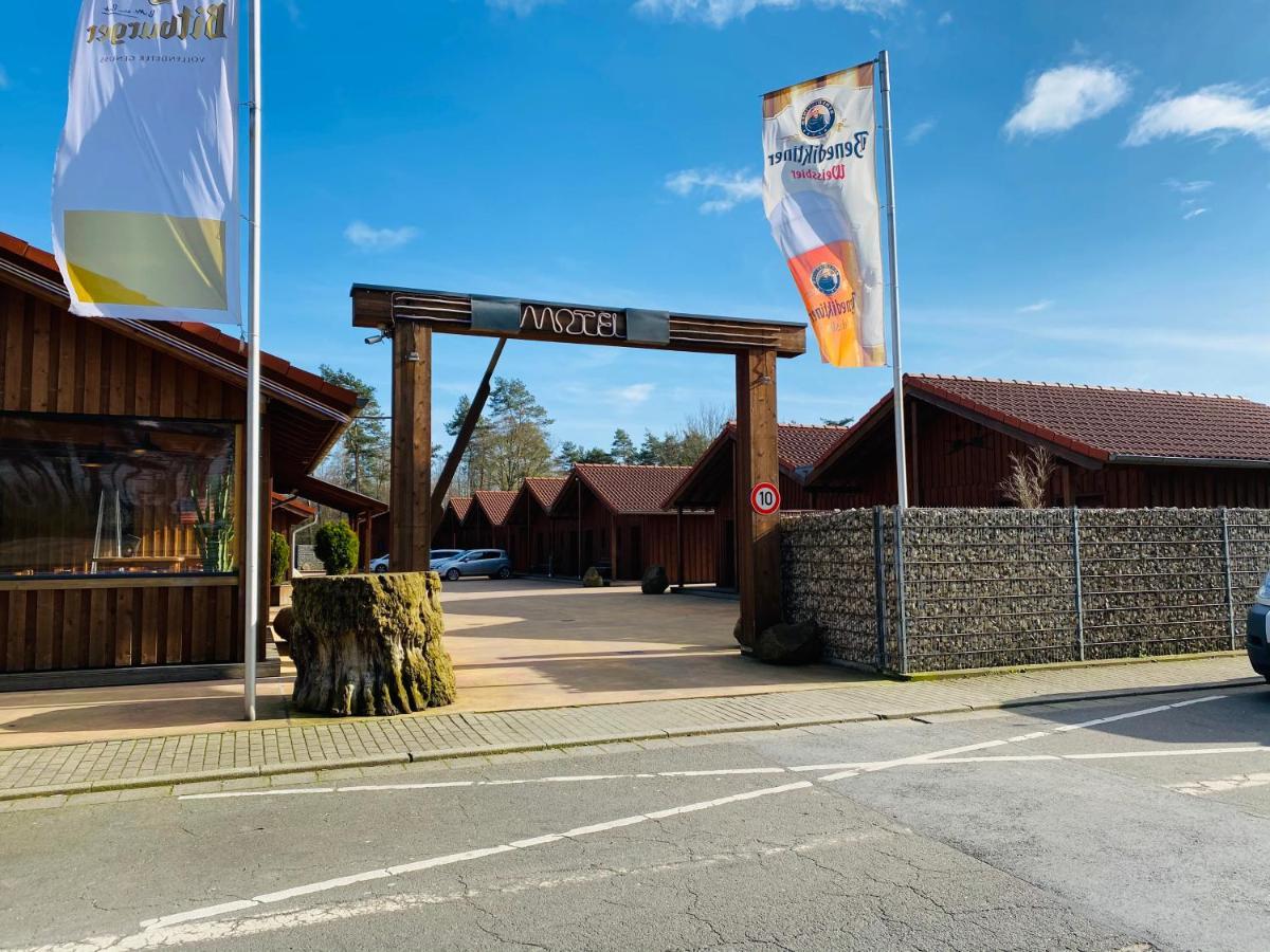 Roadcamp - American Motel & Sportsbar Marl Exterior foto